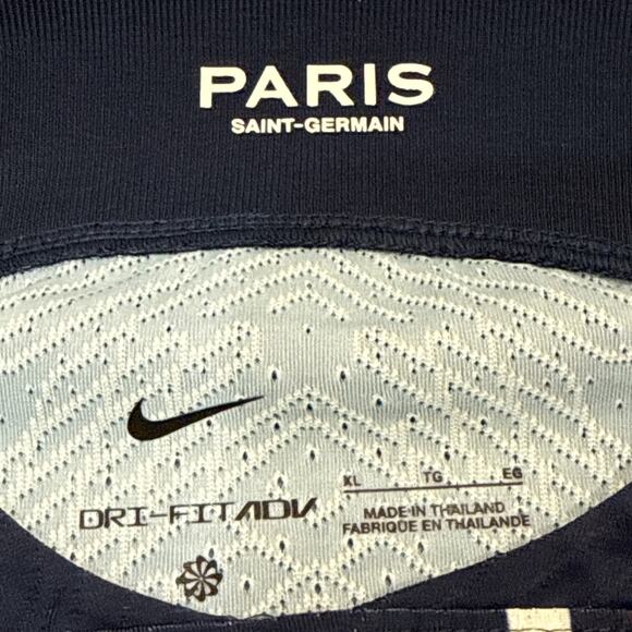 PSG Jersey Men XL Nike Home Kit 23-24 Season PLAYER VERSION - Picture 3 of 6